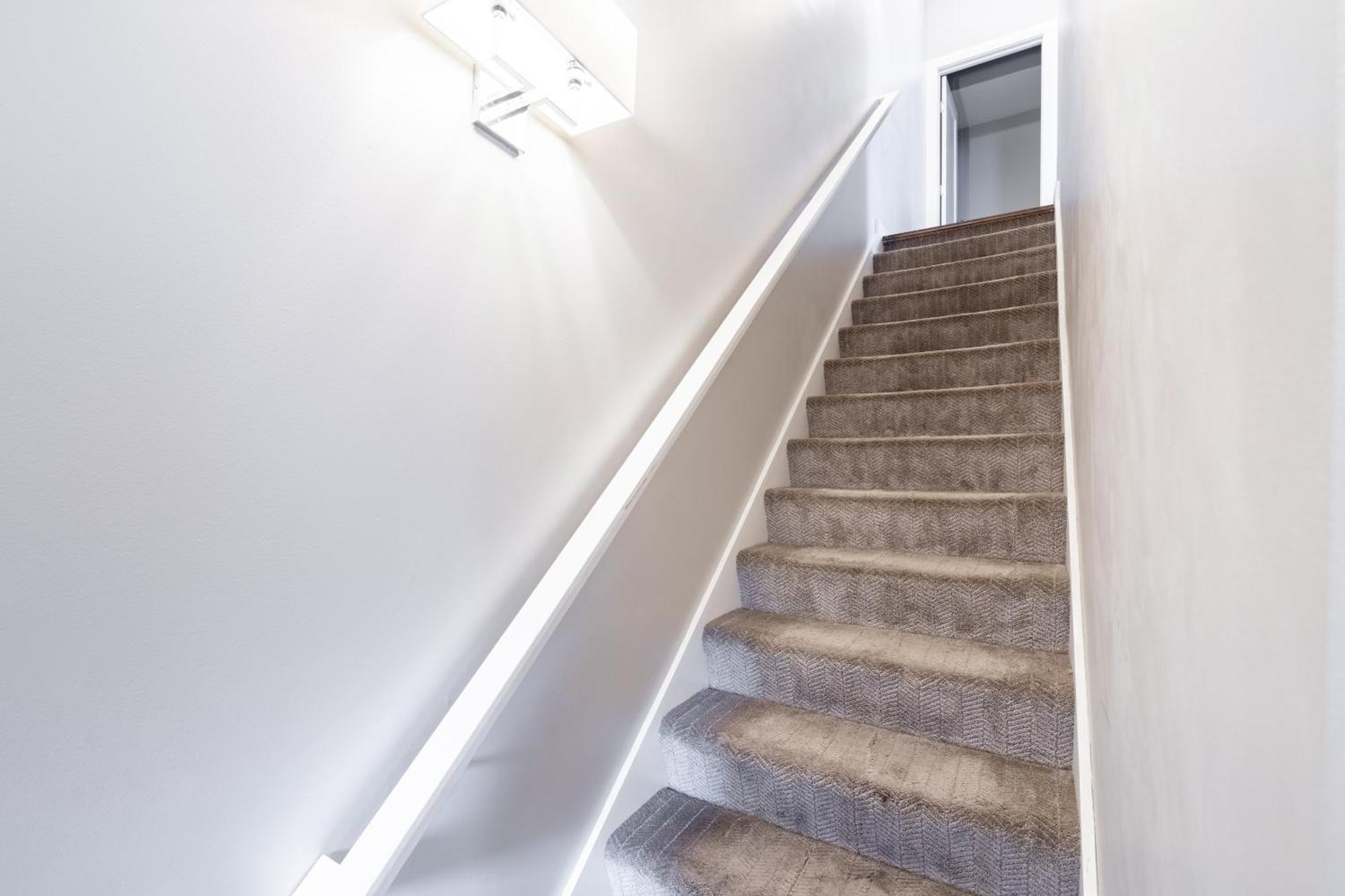 Luxury Downtown Townhome Unit 13 クリーブランド エクステリア 写真