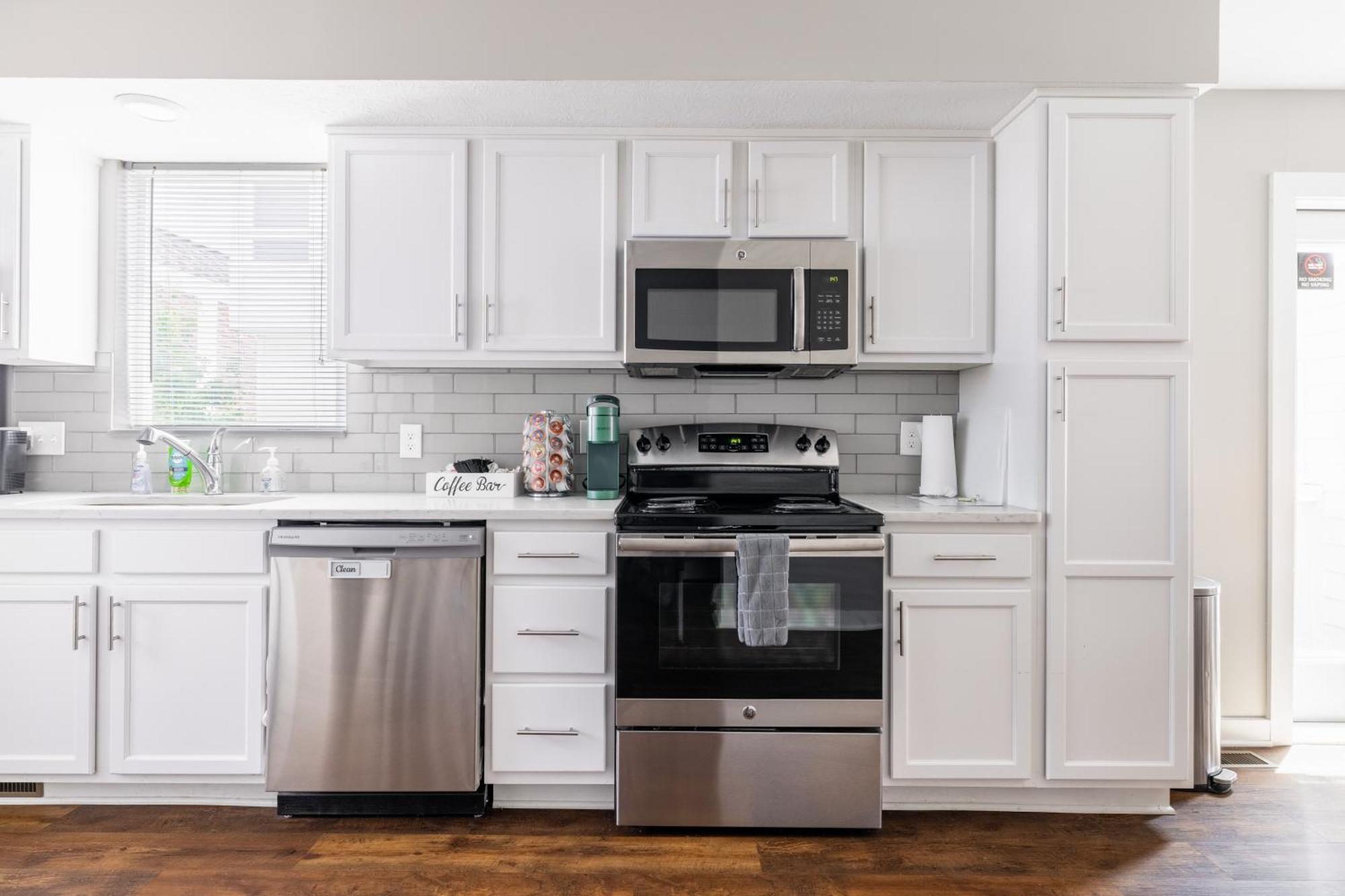 Luxury Downtown Townhome Unit 13 クリーブランド エクステリア 写真